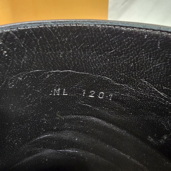 Louis Vuitton Afterglow Heeled Booties - Picture 7 of 11